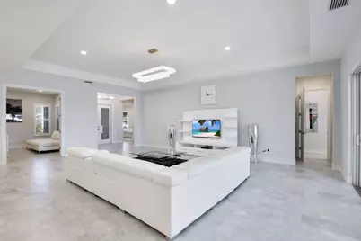 14327 Laguna Springs Lane, Naples, FL 34114 - Photo 11