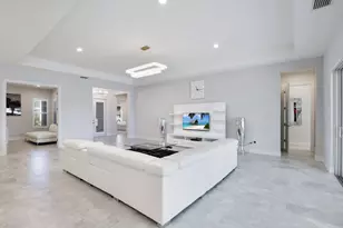 14327 Laguna Spgs Ln, Naples, FL 34114 - Photo 11