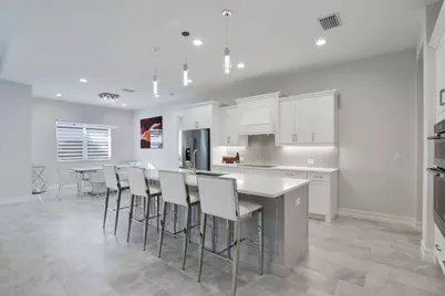 14327 Laguna Springs Lane, Naples, FL 34114 - Photo 5