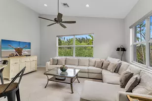 8375 Whisper Trace Ln, Naples, FL 34114 - Photo 5