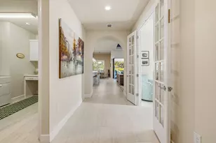 2730 Aviamar Cir, Naples, FL 34114 - Photo 23