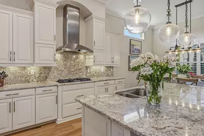 9327 Chiasso Court, Naples, FL 34114 - Photo 3