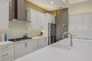 3206 Cotuit Ln, Naples, FL 34114 - Photo 9