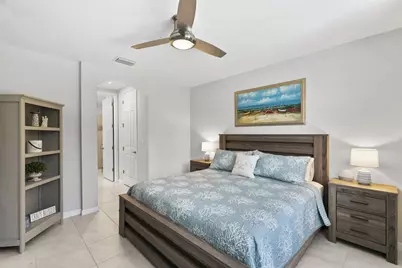 14683 Edgewater Circle, Naples, FL 34114 - Photo 17