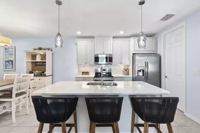 14683 Edgewater Circle, Naples, FL 34114 - Photo 5