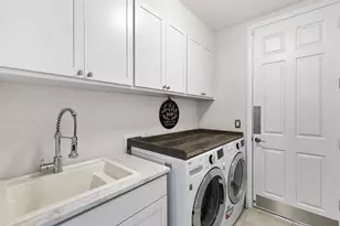 14683 Edgewater Cir, Naples, FL 34114 - Photo 23