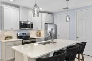 14683 Edgewater Cir, Naples, FL 34114 - Photo 7