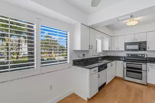 919 Huron Ct, Marco Island, FL 34145 - Photo 5