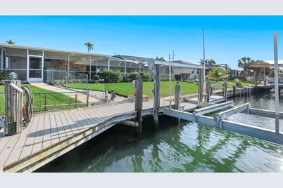 1160 Martinique Court, Marco Island, FL 34145 - Photo 31