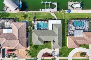 1160 Martinique Ct, Marco Island, FL 34145 - Photo 3