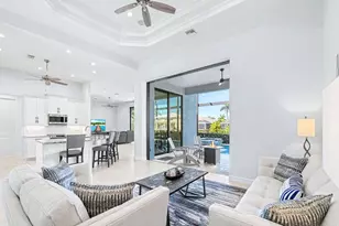 782 Saturn Ct, Marco Island, FL 34145 - Photo 5