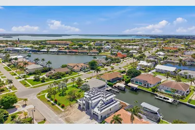 1790 Maywood Court, Marco Island, FL 34145 - Photo 11