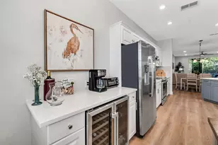 4843 Hampshire Ct, Naples, FL 34112 - Photo 11