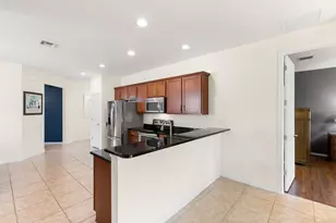 1570 Oceania Dr S, Naples, FL 34113 - Photo 3