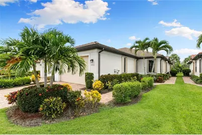 1570 Oceania Dr S, Naples, FL 34113 - Photo 13