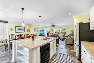 610 Sunset Dr, Goodland, FL 34140 - Photo 9