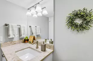 908 Collier Ct, Marco Island, FL 34145 - Photo 25