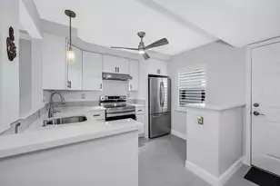 3055 Riviera Dr, Naples, FL 34103 - Photo 3