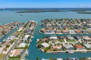 366 Grapewood Ct, Marco Island, FL 34145 - Photo 43