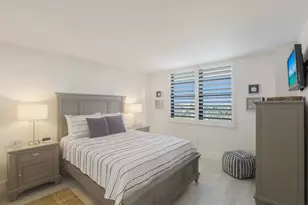 380 Seaview Ct, Marco Island, FL 34145 - Photo 17