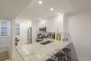 380 Seaview Ct, Marco Island, FL 34145 - Photo 5