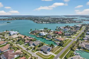 1401 Salvadore Ct, Marco Island, FL 34145 - Photo 39