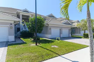 238 Indies Dr E, Naples, FL 34114 - Photo 3