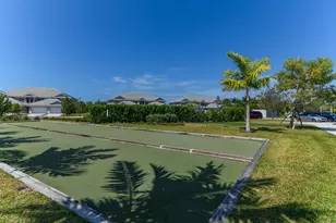 238 Indies Dr E, Naples, FL 34114 - Photo 31