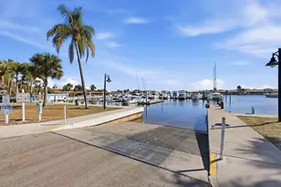 25000 Tamiami Trail E, Naples, FL 34114 - Photo 23