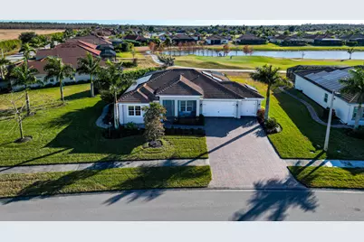 18702 Lake Hammock Drive, Naples, FL 34114 - Photo 3