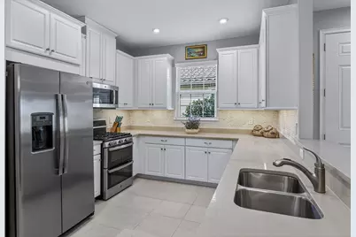 8025 Calle Canovas Court, Naples, FL 34114 - Photo 5