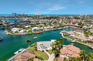 1063 Whiteheart Ct, Marco Island, FL 34145 - Photo 3