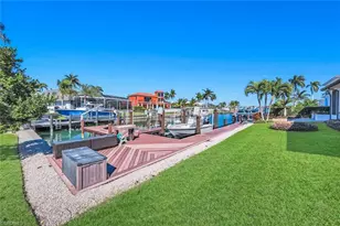 1400 Forrest Ct, Marco Island, FL 34145 - Photo 33