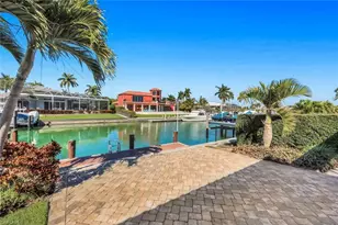 1400 Forrest Ct, Marco Island, FL 34145 - Photo 41