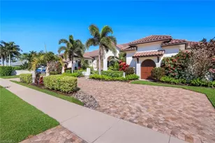 1400 Forrest Ct, Marco Island, FL 34145 - Photo 43