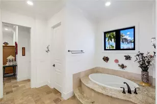 1400 Forrest Ct, Marco Island, FL 34145 - Photo 21