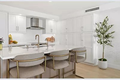 10851 Gulf Shore Drive #904, Naples, FL 34108 - Photo 11