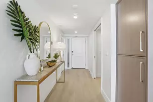 10851 Gulf Shore Dr, Naples, FL 34108 - Photo 1