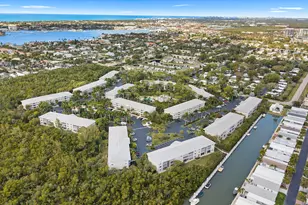 3032 Sandpiper Bay Cir, Naples, FL 34112 - Photo 43