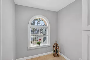 2810 Citrus Lake Dr, Naples, FL 34109 - Photo 11