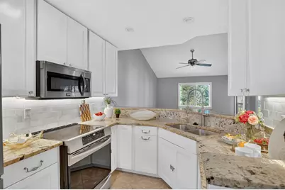 2810 Citrus Lake Drive #U-201, Naples, FL 34109 - Photo 5