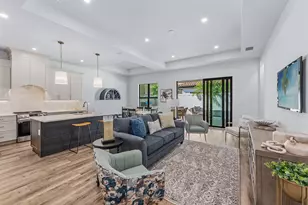 7968 Cordoba Pl, Naples, FL 34113 - Photo 3