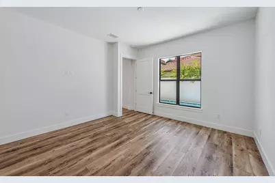 7968 Cordoba Place, Naples, FL 34113 - Photo 11