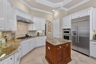 3848 Mahogany Bend Dr, Naples, FL 34114 - Photo 5