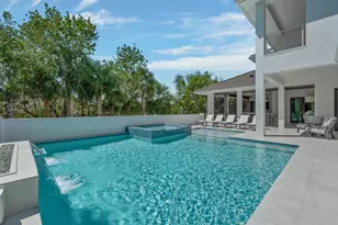 296 Seabreeze Dr, Marco Island, FL 34145 - Photo 5