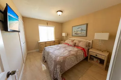 188 Gulfstream Street, Marco Island, FL 34145 - Photo 13