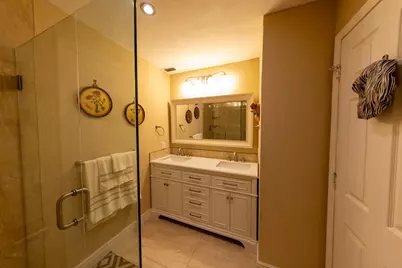 188 Gulfstream Street, Marco Island, FL 34145 - Photo 15