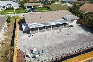 188 Gulfstream St, Marco Island, FL 34145 - Photo 27