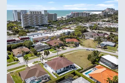 679 Seagrape Drive, Marco Island, FL 34145 - Photo 45