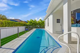 679 Seagrape Dr, Marco Island, FL 34145 - Photo 51